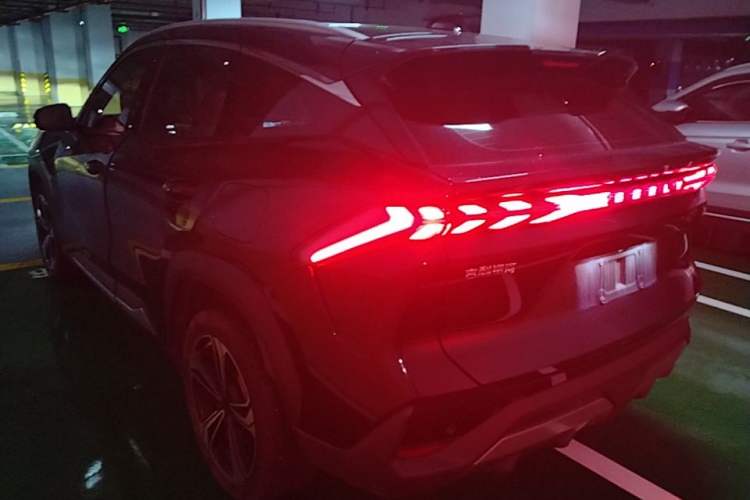 Geely Galaxy L7 2023 — 4