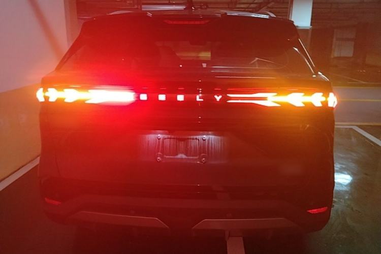 Geely Galaxy L7 2023 — 5
