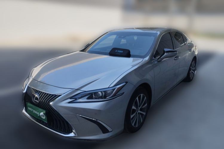 Lexus es 2021 — фото 1