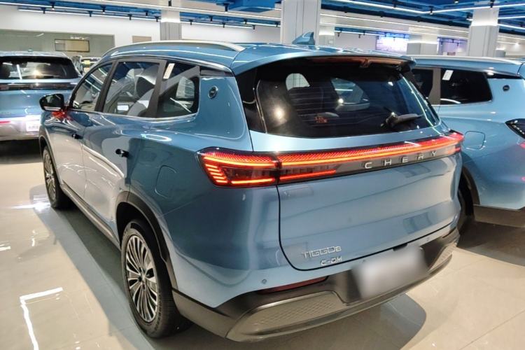 Chery Tiggo 8 Plus C-DM 2025 — 4