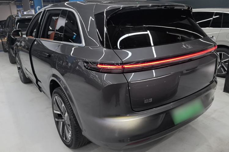 Li Auto L7 2023 — 4