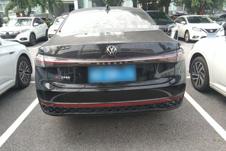 Volkswagen Passat 2025 — 5