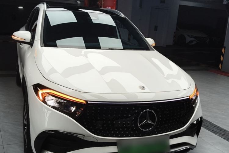 Mercedes-Benz EQA 260 2023 — 2