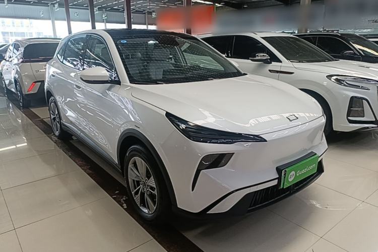 Bestune Yueyi 03 2025 — 3
