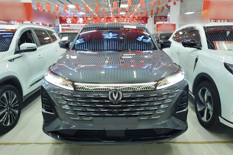 ChangAn CS75 PLUS 2024 — фото 2