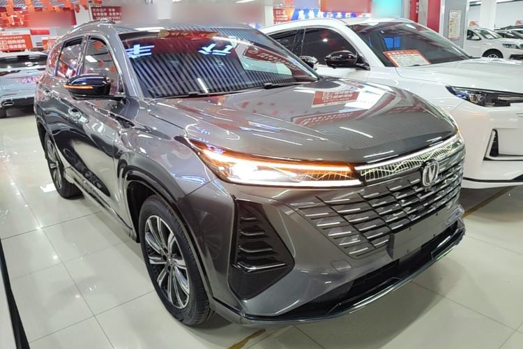ChangAn CS75 PLUS 2024 — фото 3