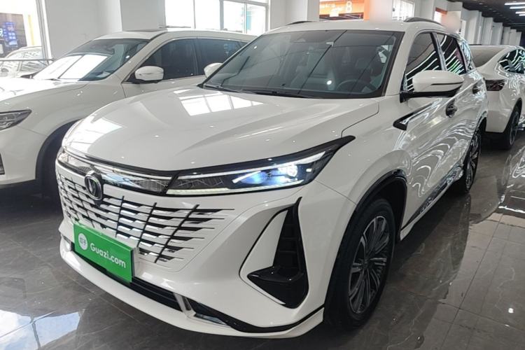 ChangAn CS75 Plus 2023 — фото 1