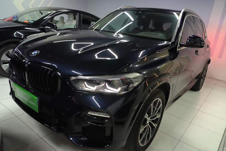 BMW X5 2021 — фото 1
