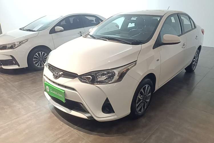 Toyota yaris l zhi xiang 2022 — фото 1