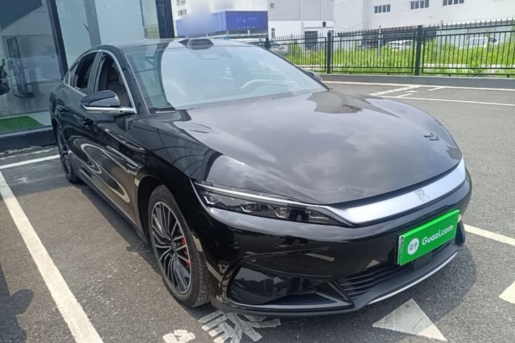 BYD Han 2025 — 3