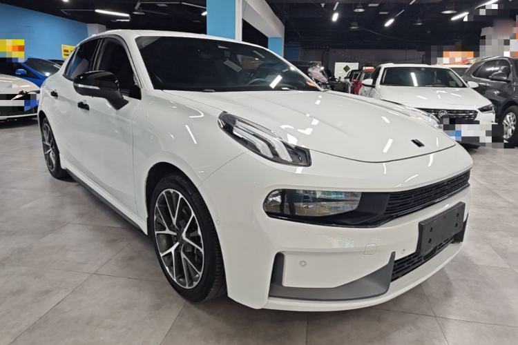 Lynk & Co 03 2022 — 3