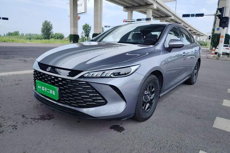 BYD Qin PLUS 2025 — фото 1