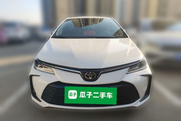 Toyota Corolla 2022 — фото 2