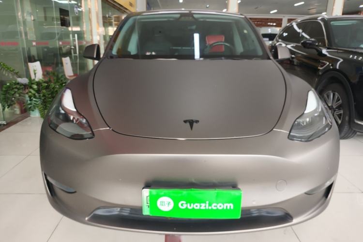 Tesla Model Y 2021 — 2