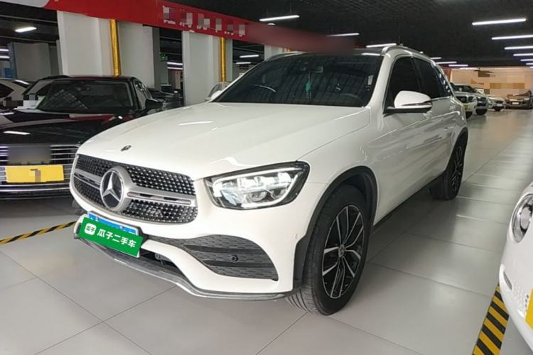 Mercedes-Benz GLC 260 L 2022 — фото 1