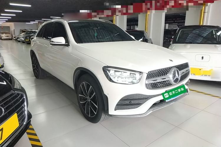 Mercedes-Benz GLC 260 L 2022 — фото 3