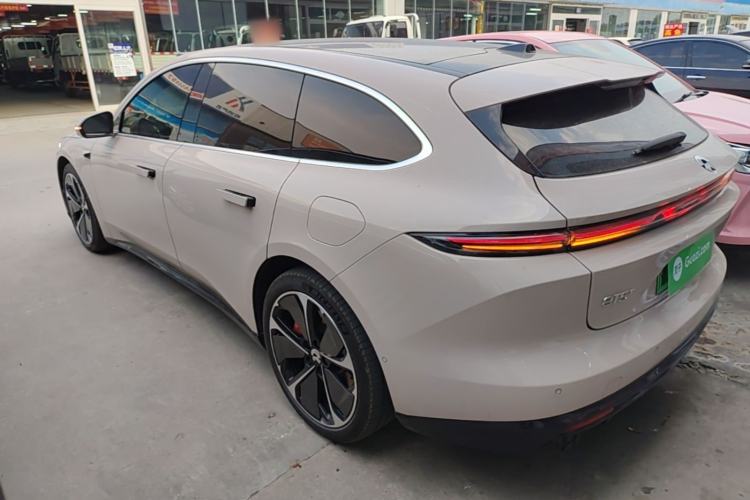 NIO ET5T 2025 — 4