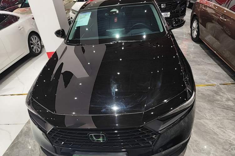 Honda Accord 2023 — 2