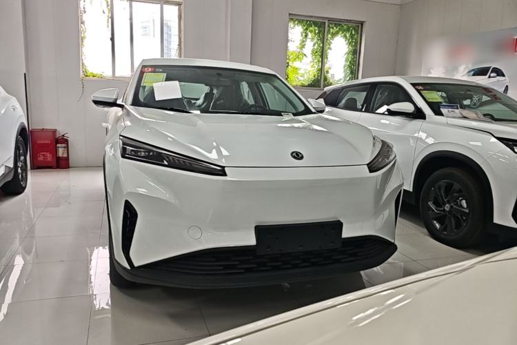 DongFeng SKY EV01 2025 — 2