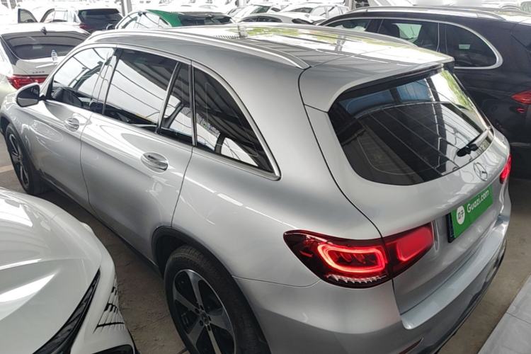 Mercedes-Benz GLC 260 L 2022 — фото 4