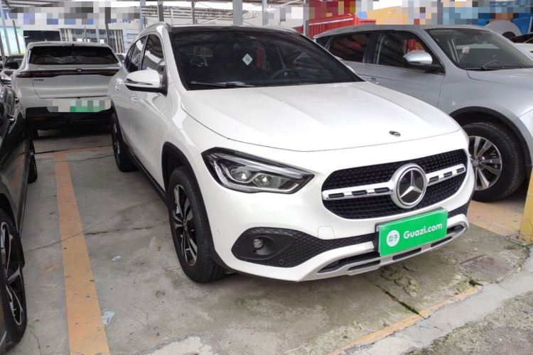 Mercedes-Benz GLA 200 2022 — 3