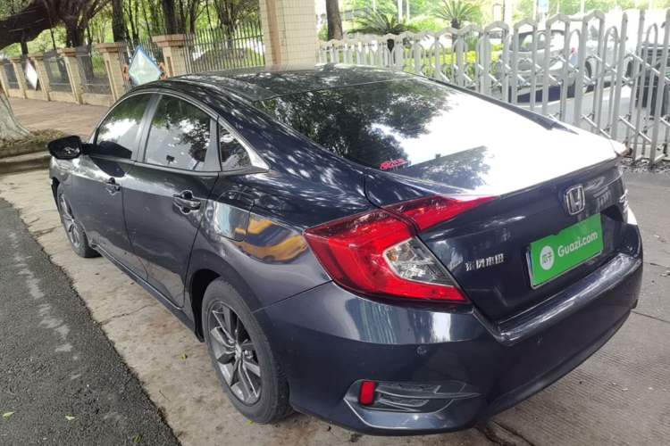 Honda Civic 2019 — 4