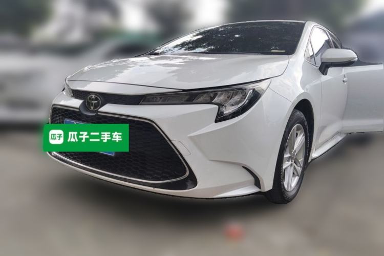 Toyota Corolla 2021 — фото 1