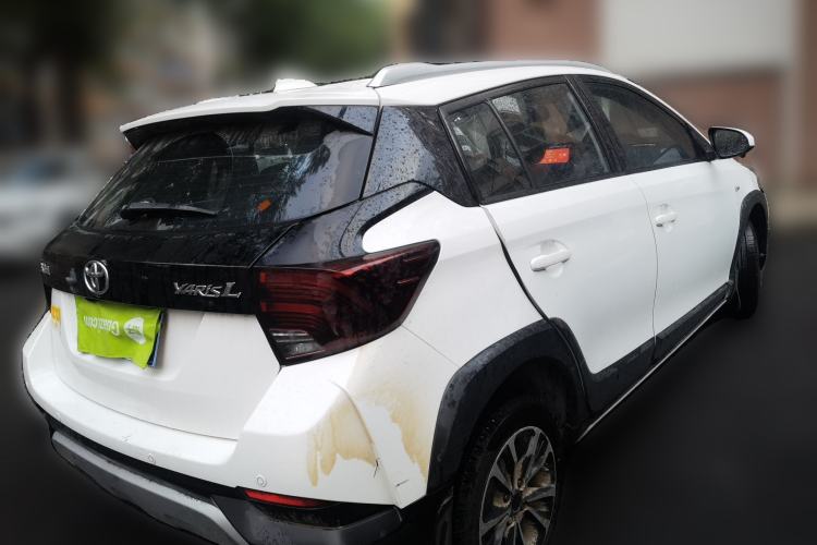 Toyota Yaris 2021 — 4