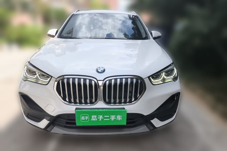 BMW X1 2022 — фото 2