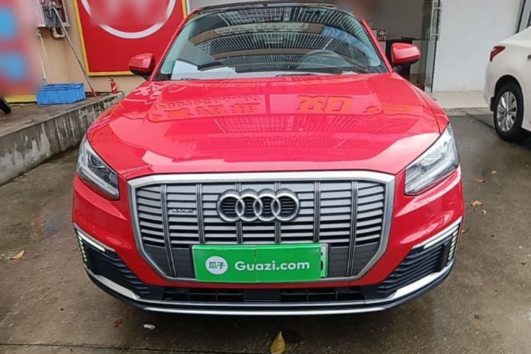 Audi Q2L 2019 — 2