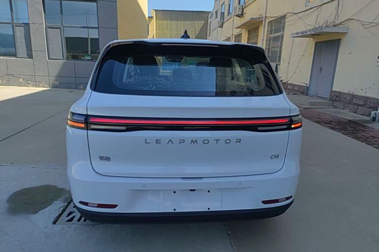 Leapmotor C10 2024 — 5