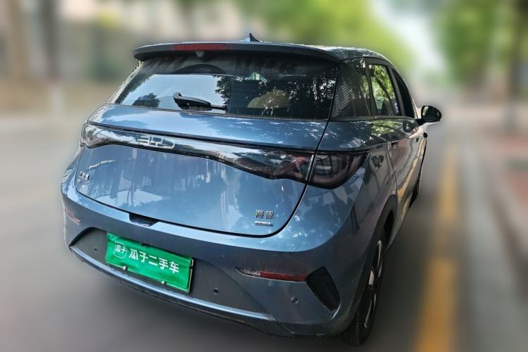 BYD Dolphin 2025 — 4