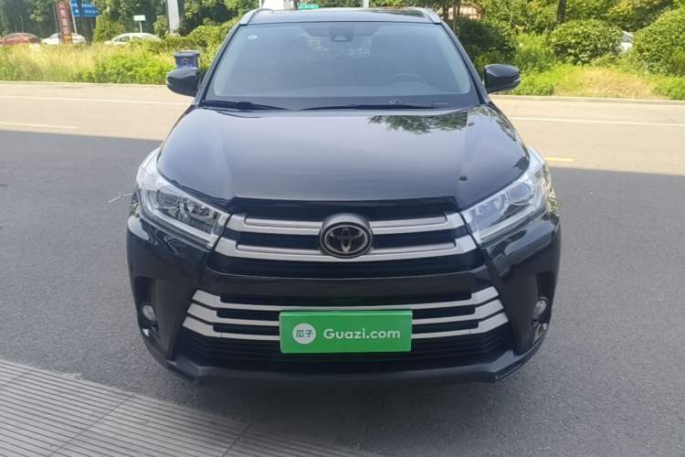 Toyota Highlander 2021 — 2