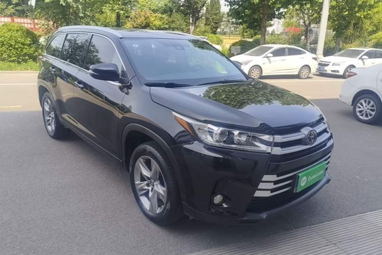 Toyota Highlander 2021 — 3