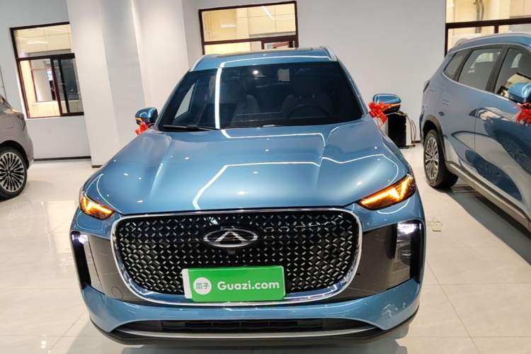 Chery Tiggo 8 Plus C-DM 2025 — фото 2