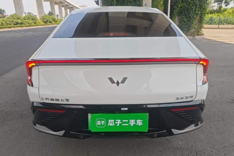 Wuling Xingguang 2023 — 5