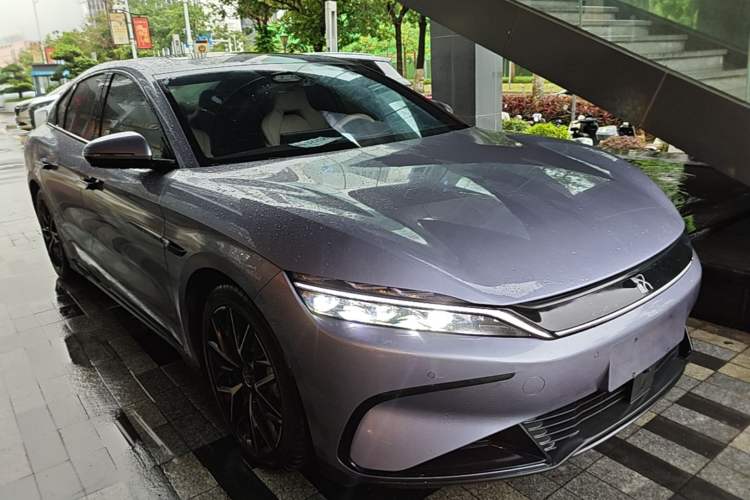 BYD Han 2024 — 2