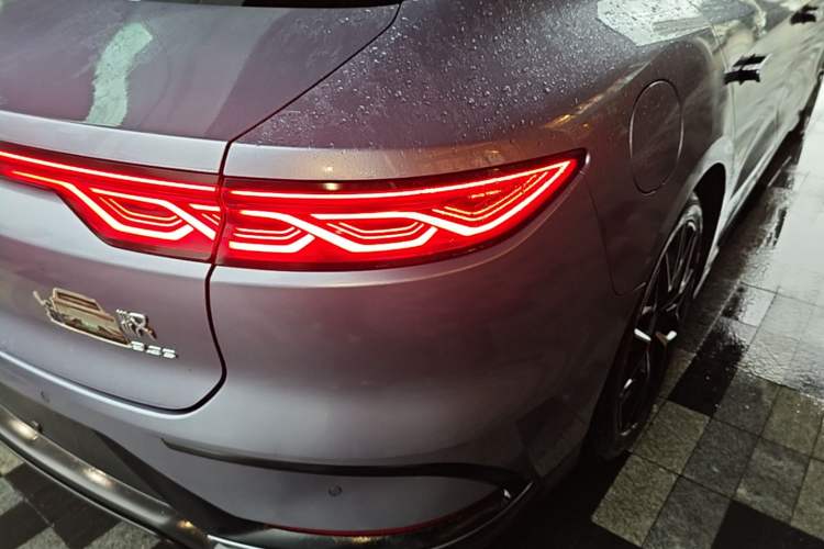 BYD Han 2024 — 5