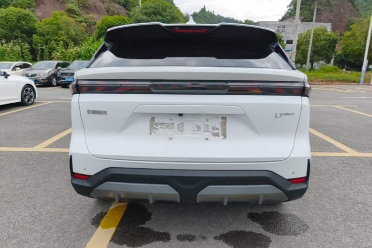 Geely Galaxy L7 2025 — 5