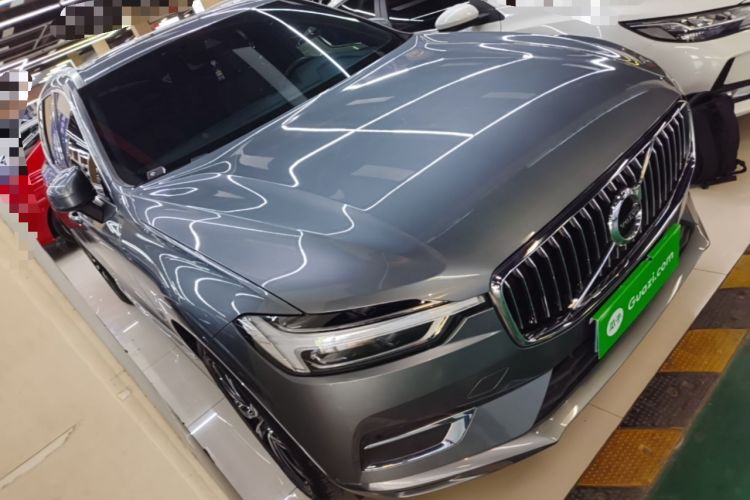 Volvo XC60 2021 — 3