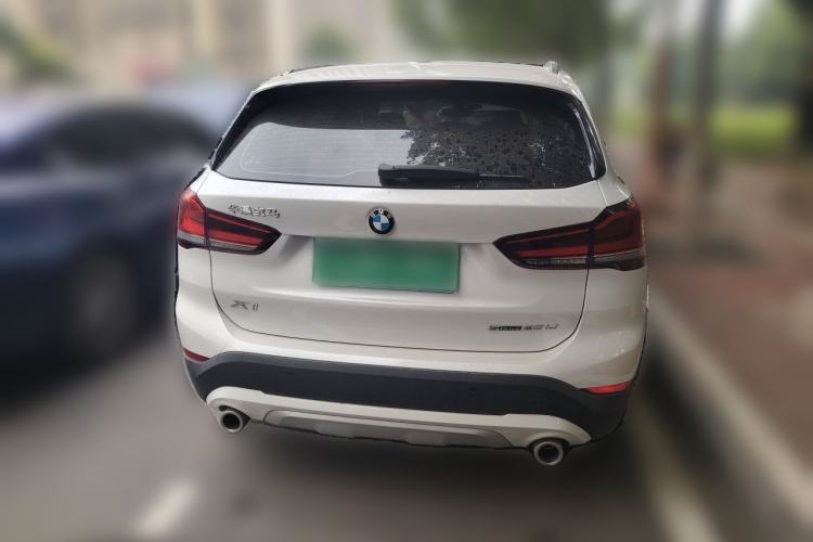 BMW X1 2022 — фото 3