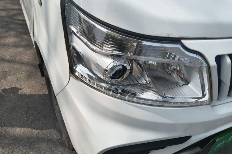 ChangAn Ruixing EM80 2024 — 4