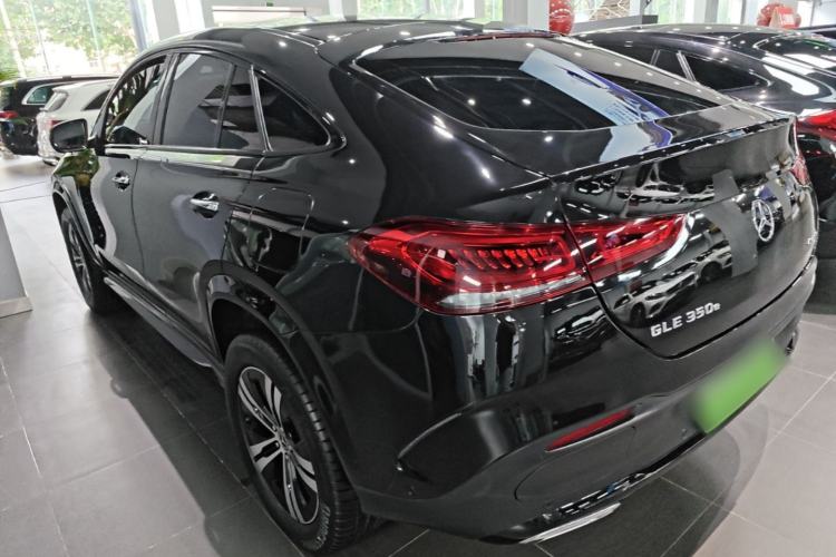 Mercedes-Benz GLE 350 e 2022 — 4