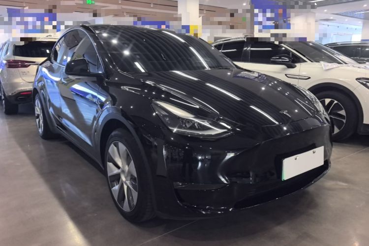 Tesla Model Y 2022 — фото 3