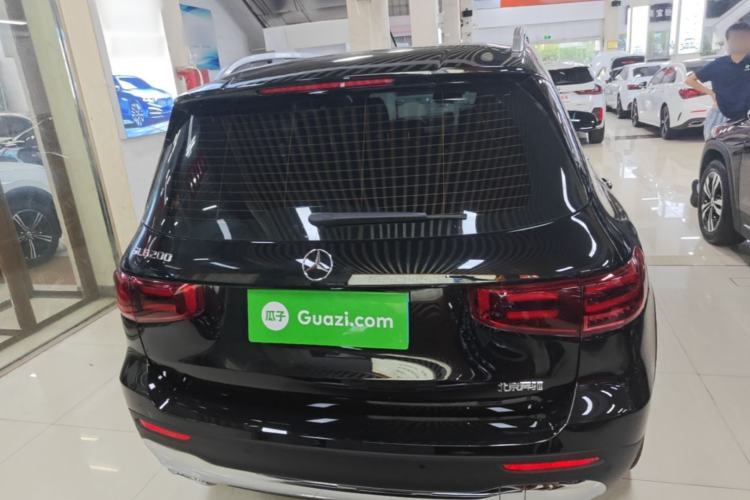 Mercedes-Benz GLB 200 2024 — 5