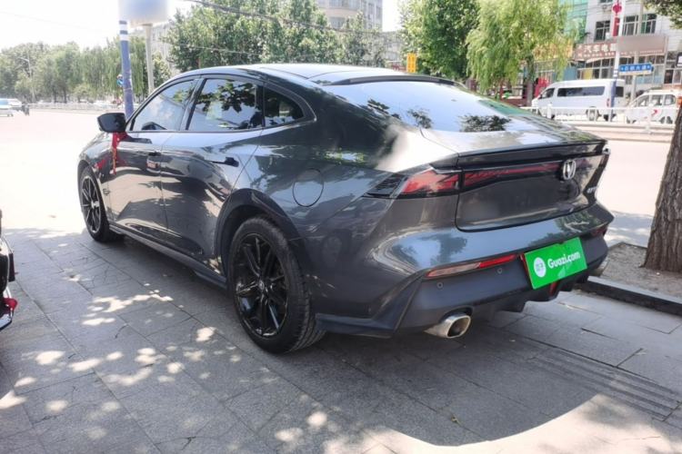 ChangAn UNI-V 2022 — 4