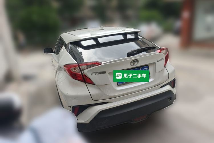Toyota C-HR 2021 — 4