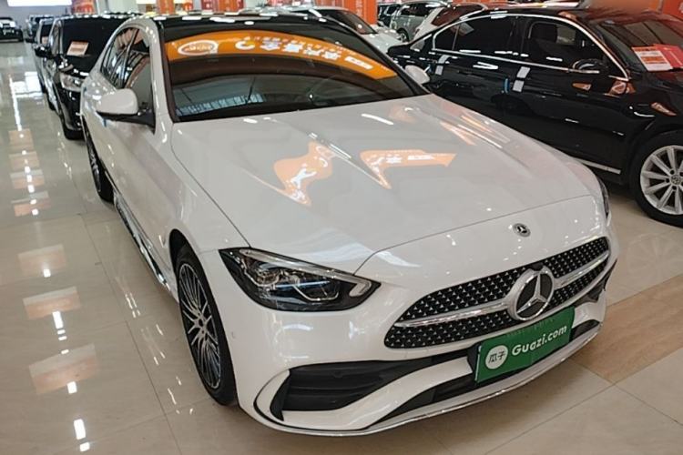 Mercedes-Benz C 260 L 2023 — 3