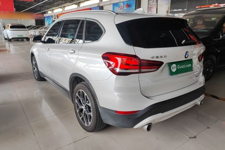 BMW X1 2022 — 4