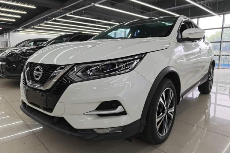 Nissan Qashqai 2021 — фото 1